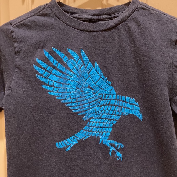 Harry Potter Graphic Design Tshirt Dark Blue with Sky Blue Eagle Sz Youth L - Picture 2 of 4
